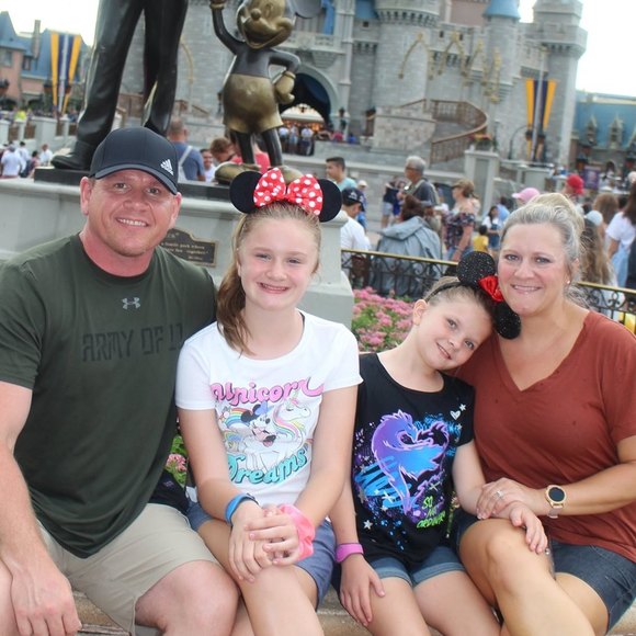 Meet your Posher, Elizabeth - Picture 1 of 1